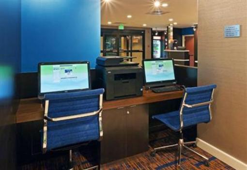 фото отеля Courtyard by Marriott Boulder Longmont