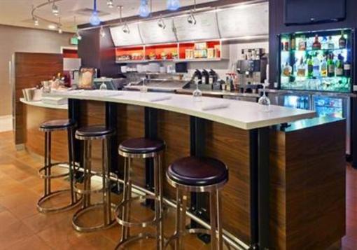 фото отеля Courtyard by Marriott Boulder Longmont