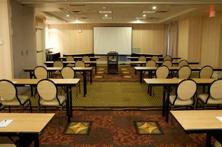 фото отеля Hilton Garden Inn St. Louis Chesterfield