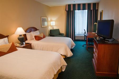 фото отеля Hilton Garden Inn St. Louis Chesterfield
