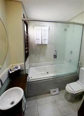 фото отеля Ocean Palace Beach Resort & Bungalows