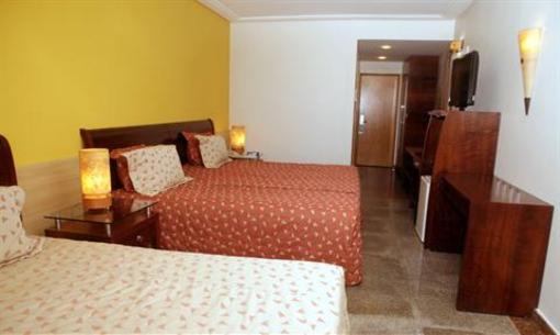 фото отеля Ocean Palace Beach Resort & Bungalows