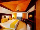 фото отеля Ocean Palace Beach Resort & Bungalows