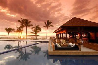 фото отеля Fiji Beach Resort & Spa Managed by Hilton