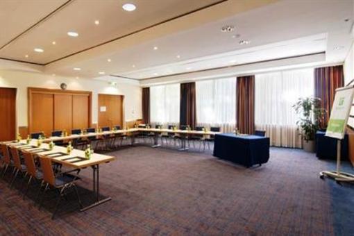 фото отеля Holiday Inn Vienna South