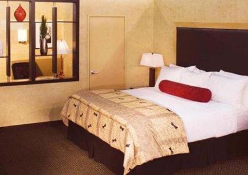 фото отеля Cambria Suites Denver Airport