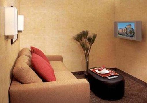 фото отеля Cambria Suites Denver Airport
