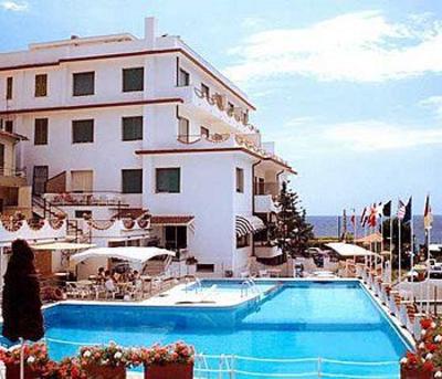 фото отеля Hotel Ariston Montecarlo