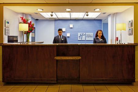 фото отеля Holiday Inn Express San Jose Airport