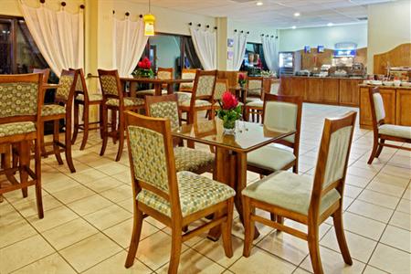 фото отеля Holiday Inn Express San Jose Airport