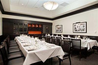 фото отеля Hilton Hotel Richmond Glen Allen