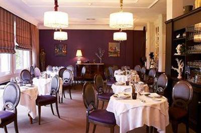 фото отеля Hostellerie Des 3 Mousquetaires Aire-sur-la-Lys