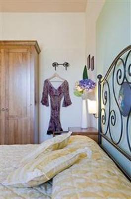 фото отеля Hotel Casolare le Terre Rosse