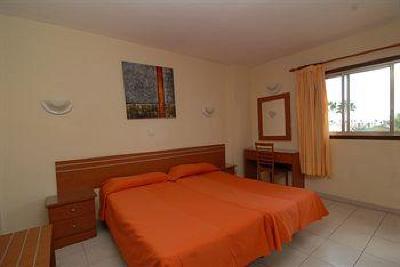 фото отеля Apartamentos Caribe Tenerife