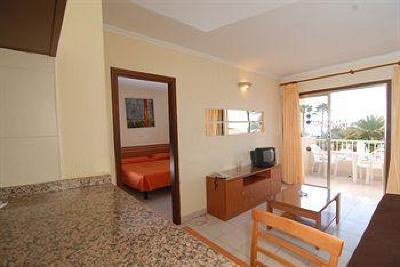 фото отеля Apartamentos Caribe Tenerife