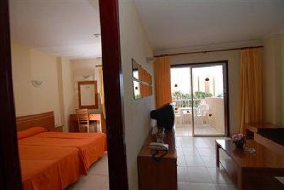 фото отеля Apartamentos Caribe Tenerife