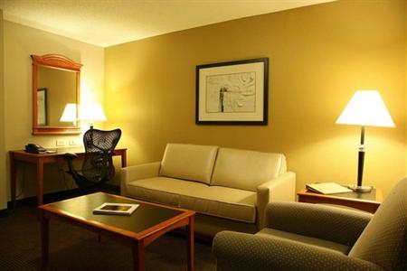 фото отеля Hilton Garden Inn Louisville Airport
