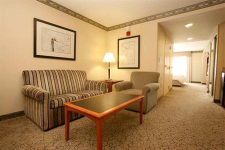 фото отеля Hilton Garden Inn Louisville Airport
