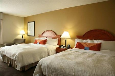 фото отеля Hilton Garden Inn Louisville Airport