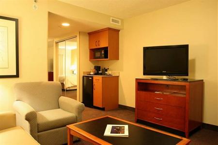 фото отеля Hilton Garden Inn Louisville Airport