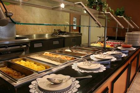 фото отеля Hilton Garden Inn Louisville Airport