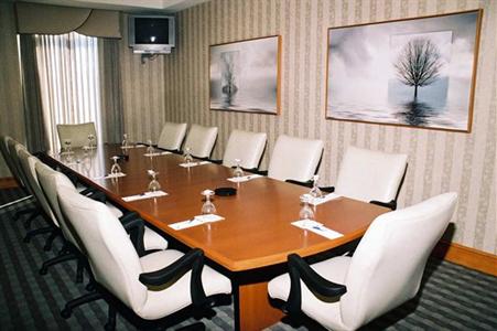 фото отеля Hilton Garden Inn Louisville Airport