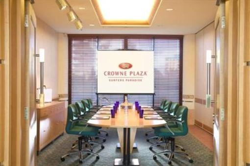 фото отеля Crowne Plaza Hotel Gold Tower Surfers Paradise