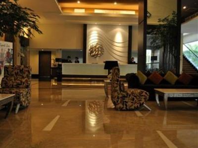 фото отеля Grand Zuri Hotel Jababeka-Cikarang