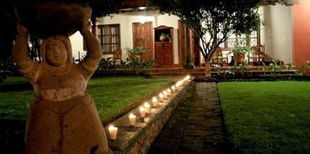 фото отеля Hotel Mision Patzcuaro