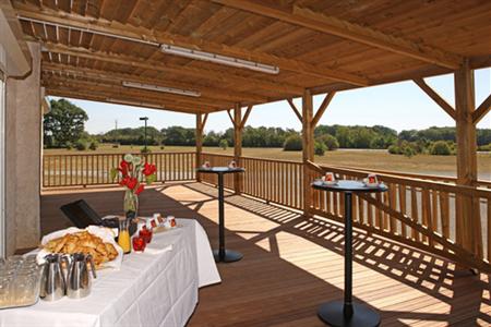 фото отеля Best Western Le Bois De La Marche Hotel Liguge