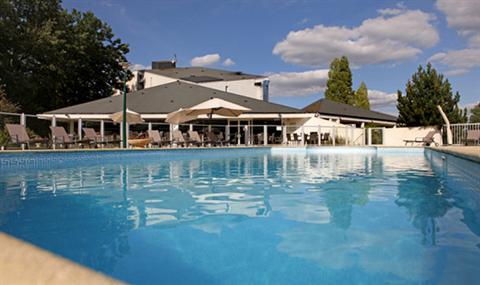 фото отеля Best Western Le Bois De La Marche Hotel Liguge