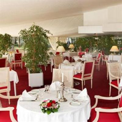 фото отеля Best Western Le Bois De La Marche Hotel Liguge
