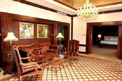 фото отеля Armed Forces Officers Club & Hotel