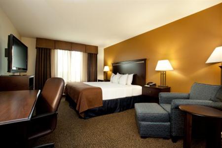 фото отеля Holiday Inn Hotel & Suites Pueblo
