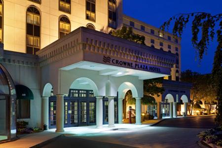 фото отеля Crowne Plaza Hotel Nashua