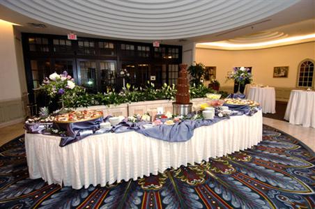 фото отеля Crowne Plaza Hotel Nashua