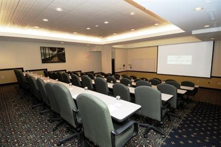 фото отеля Crowne Plaza Hotel Nashua