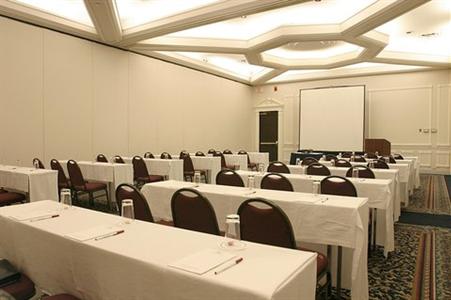 фото отеля Crowne Plaza Hotel Nashua