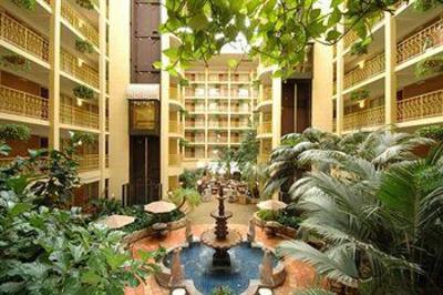 фото отеля Embassy Suites Hotel Denver - Aurora
