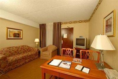 фото отеля Embassy Suites Hotel Denver - Aurora