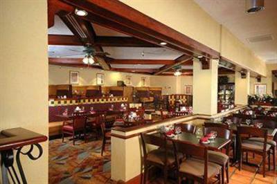 фото отеля Embassy Suites Hotel Denver - Aurora