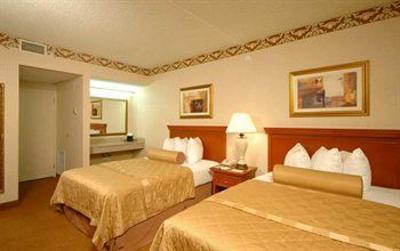 фото отеля Embassy Suites Hotel Denver - Aurora