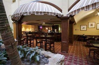 фото отеля Embassy Suites Hotel Denver - Aurora