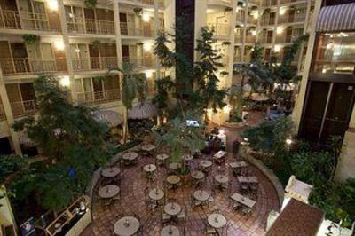 фото отеля Embassy Suites Hotel Denver - Aurora
