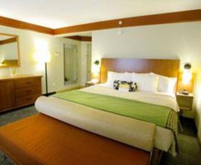 фото отеля La Quinta Cary Inn and Suites