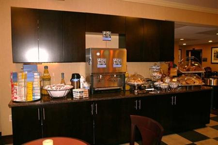 фото отеля Hampton Inn Dalton