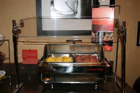 фото отеля Hampton Inn Dalton