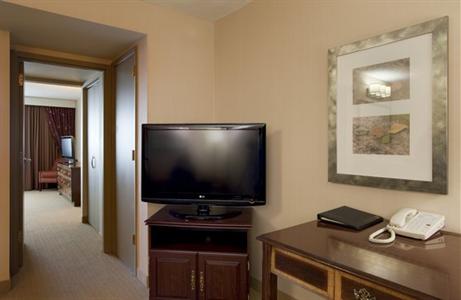фото отеля Hilton Suites Winnipeg Airport
