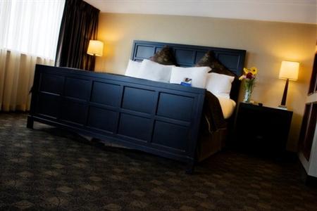 фото отеля Hilton Suites Winnipeg Airport