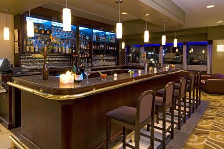 фото отеля Hilton Suites Winnipeg Airport